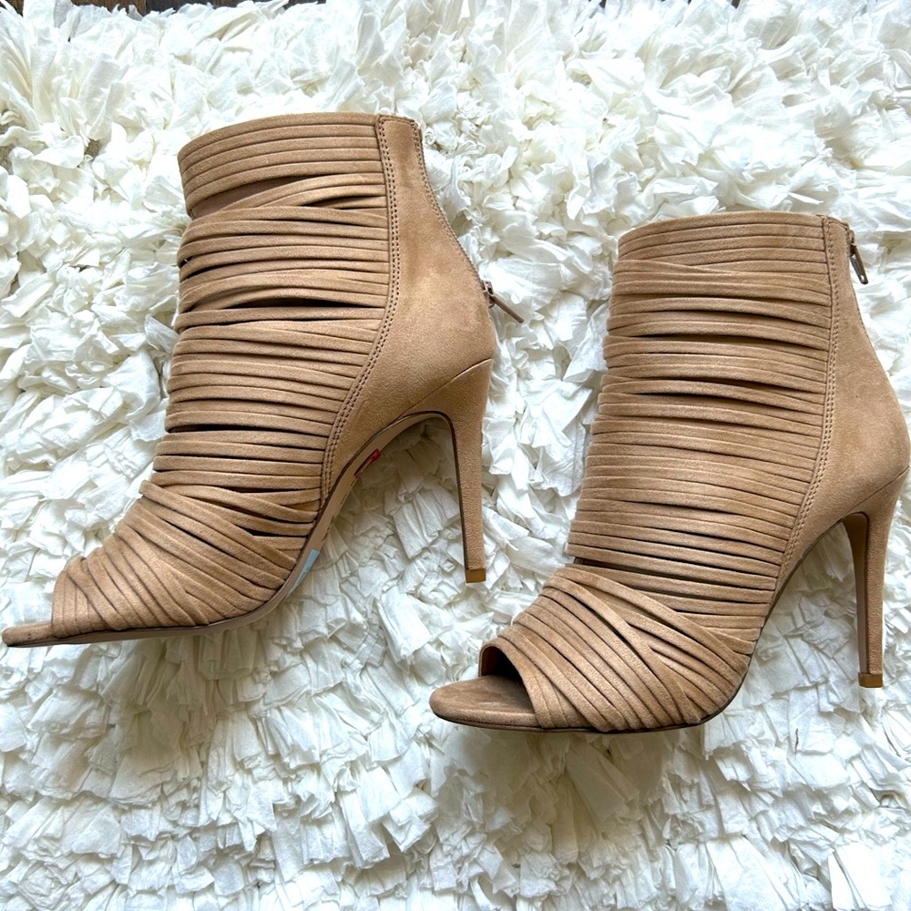 BCBG size 8